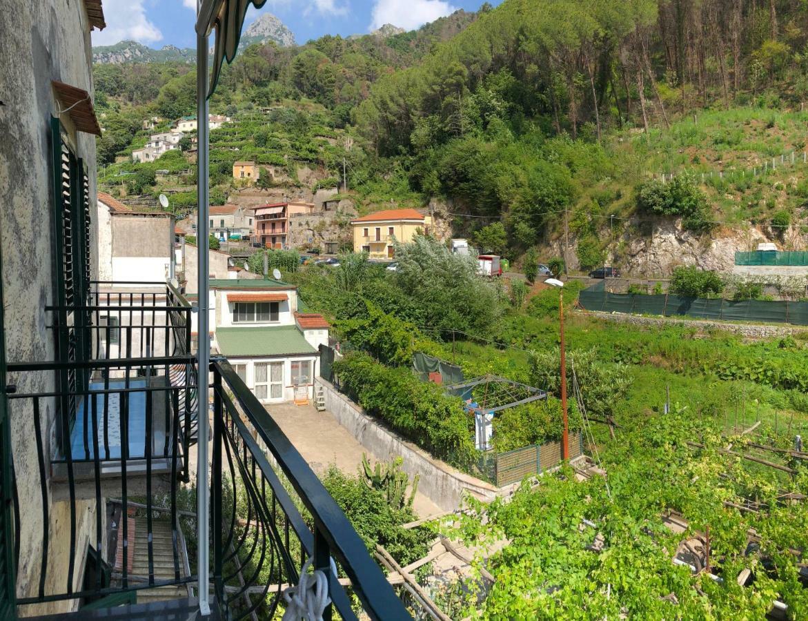 Holiday House Ruocco Maiori Bagian luar foto